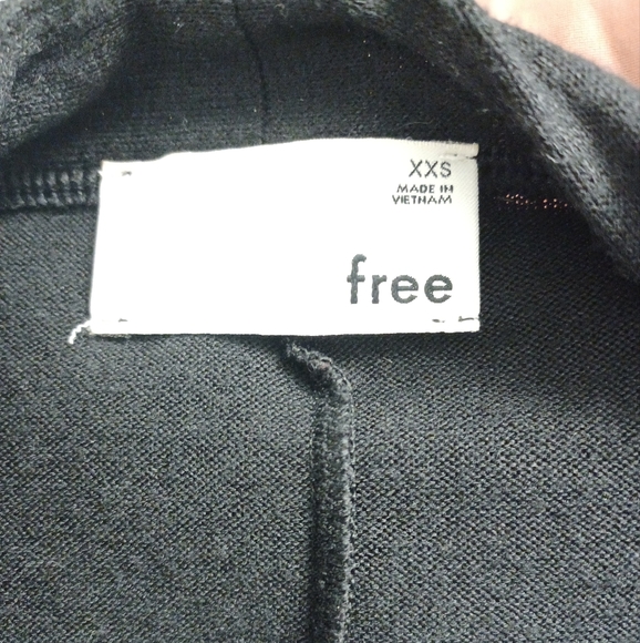 Aritzia Zlata long black cardigan - Picture 6 of 8